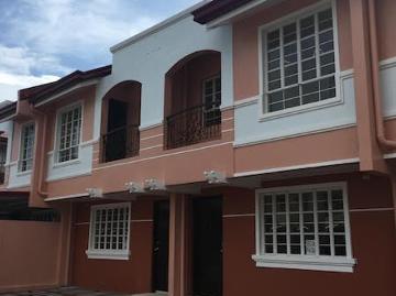 FOR SALE: Apartment / Condo / Townhouse Cavite >Imus