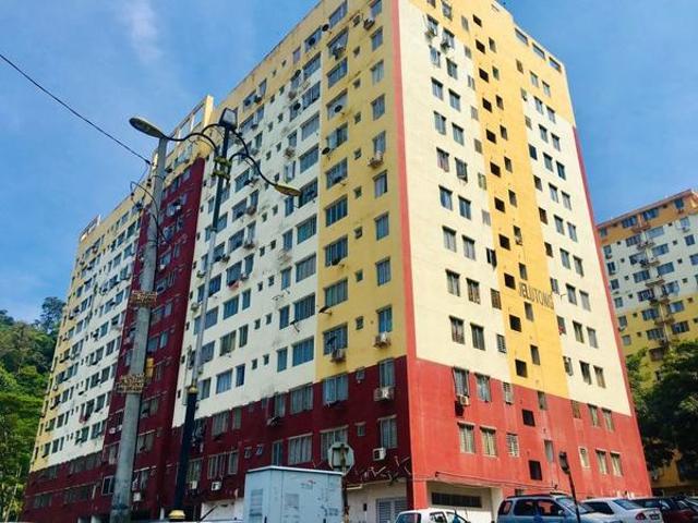 For Sale At Pangsapuri Jelutong Selayang Heights