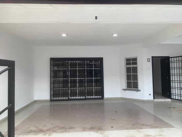 For Sale Bandar seri alam Jalan Gunung Double Storey Terrace House