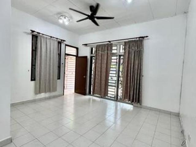 For Sale Bandar Putra Kulai Jalan Tiong 22