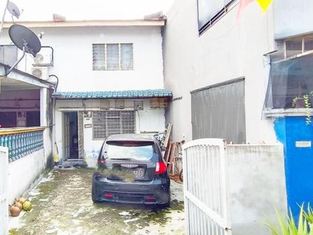 FOR SALE BELOW MARKET Rumah Teres 2 Tingkat Taman Tasik Semenyih