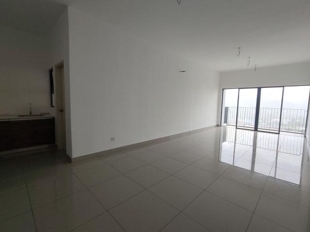 For Sale Below Market Value Big Size Kingfisher Inanam Condominium