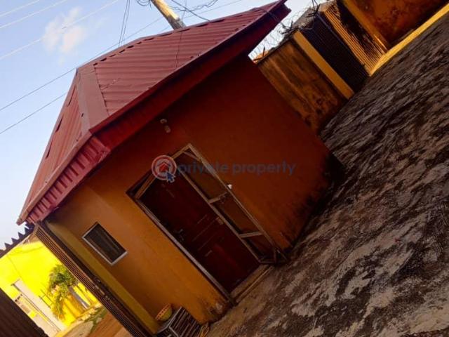 For sale: Block Of Flats Gowon Estate Egbeda Egbe/Idimu Lagos PID: 0PBZLV | Private Property Nigeria