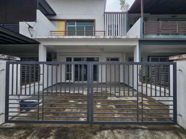 For Sale Brand New 5Bedroom Home in Bandar Putra Kulai