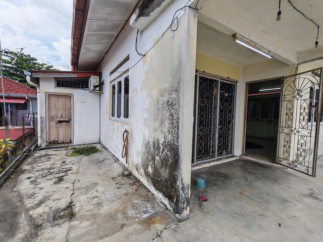 For Sale Buntong Ipoh Low Price Huge Single Storey Bungalow House
