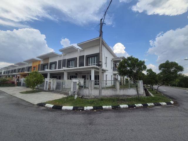 For sale Corner Lot Double Storey Terrace S1 Residence