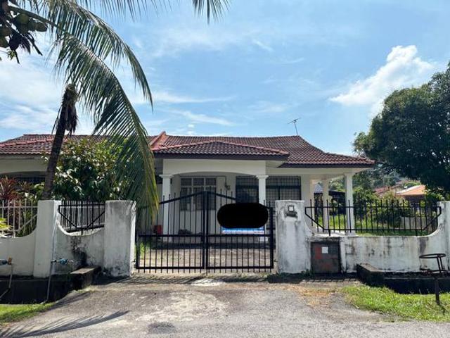 For Sale CORNER LOT Semi D Taman Seroja Bandar Baru Salak Tinggi