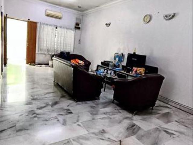 For Sale CORNER Taman Nesa Single Storey Extended Renovated