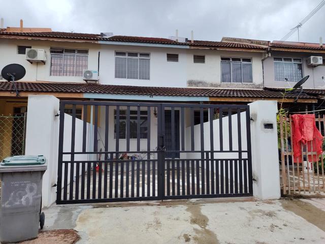 FOR SALE Double Storey Medium Cost House Taman Rinting