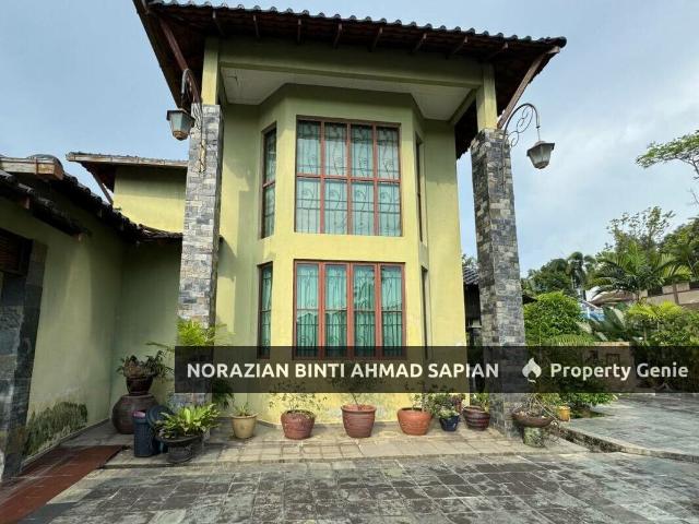 For Sale Double Storey Bungalow Corner Lot Seksyen 8, Shah Alam