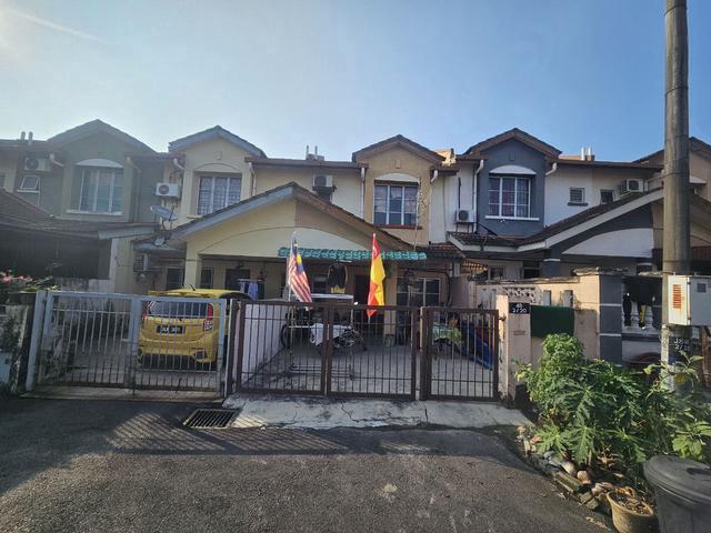 For Sale Double Storey Seksyen 2 Bandar Bukit Mahkota Bangi