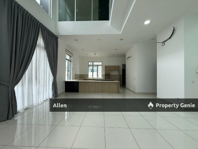 FOR SALE: Double Storey Semi D @ Nusa Duta 1, Iskandar Puteri