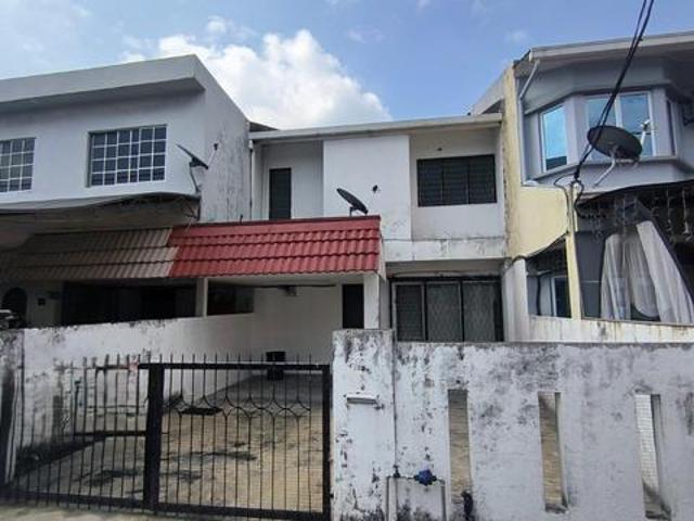 For Sale Double Storey Taman Putra Nearby Ampang Hospital Gated Guard