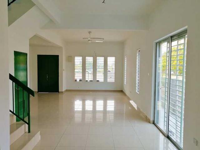 FOR SALE Double Storey Terrace Taman Baiduri 2 Dengkil