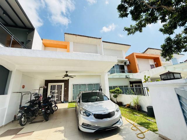 For Sale Double Story Linked House Nilai Springs