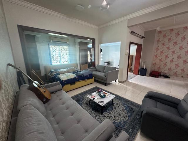 For Sale DoubleStorey Terrace at Jalan Platinum Seksyen 7 Shah Alam
