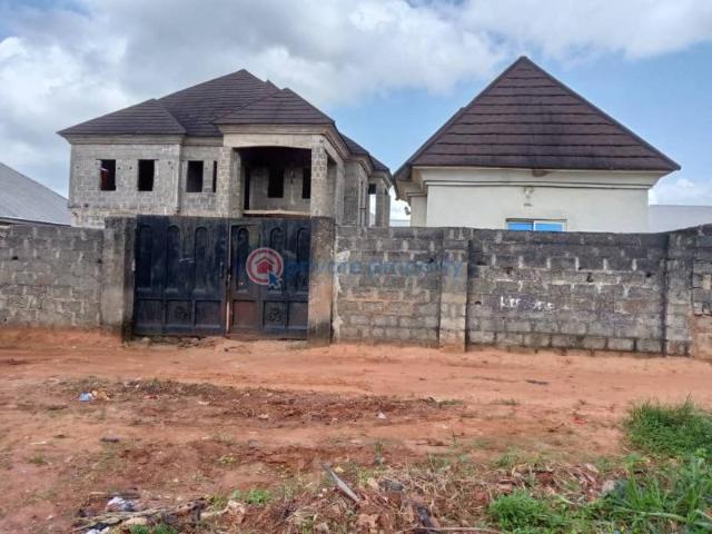 For sale: Duplex Around Midwifery Market Road Okpanam Asaba Delta PID: 0PCUJS | Private Property Nigeria