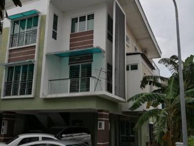 For sale Duta Garden Corner unit