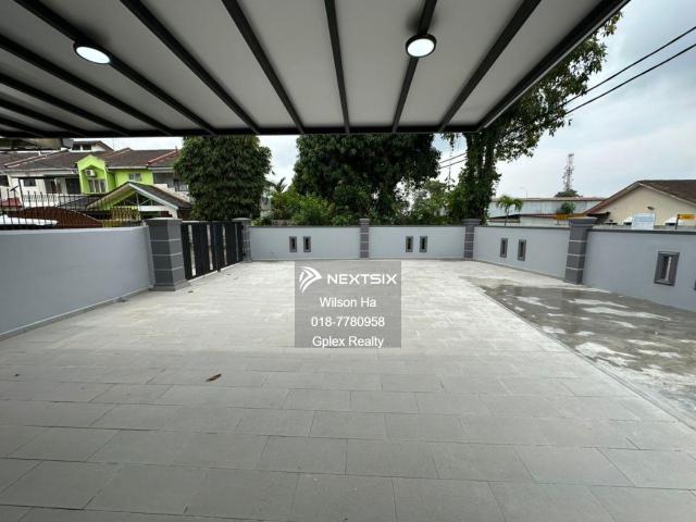 For Sale Eco Botanic 2 storey Semi D Built up 3330sqft Land size 40 x80 Bedroom: 4 +1 Bathroom: 5 Partial furnished and renovated Sale with Tenancy agreement Asking selling: RM2.25mil