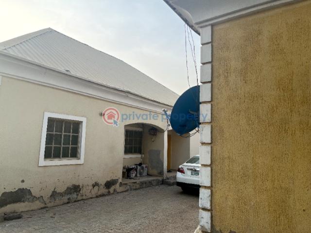For sale: Flat & Apartment Fha Lugbe Abuja Phase 4 PID: 9PCMGK | Private Property Nigeria