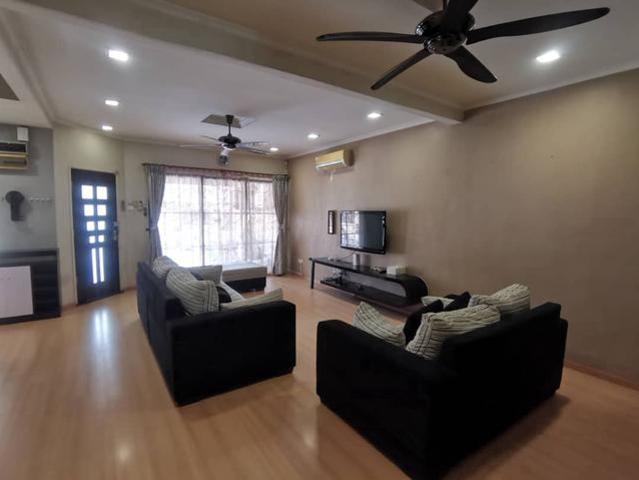 FOR SALE FREEHOLDPuchong Taman Putra Prima Ready Movein Condition
