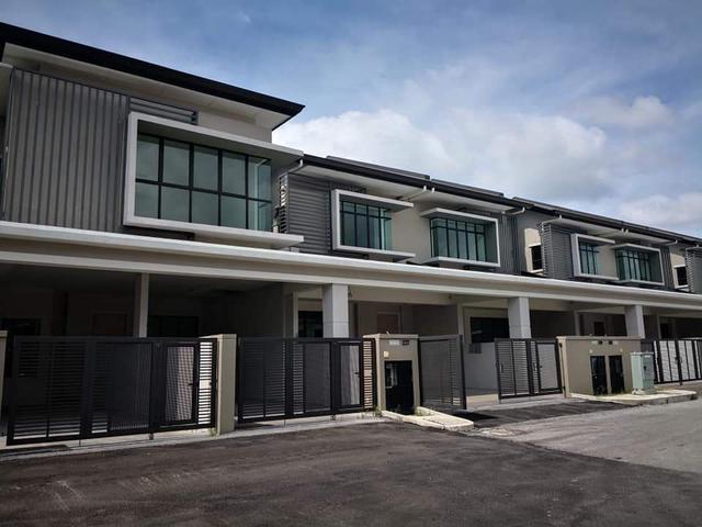 FOR SALE Fully Furnished Double Storey Intermediate On