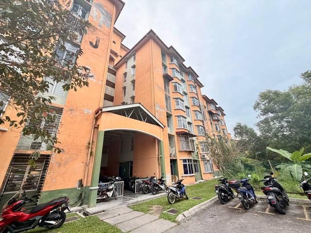 For Sale Ground Floor Seroja Apartment Taman Putra Perdana Puchong
