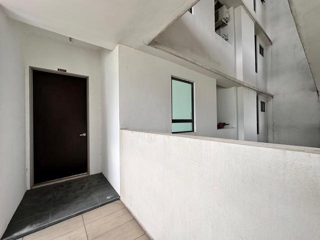 For Sale HOT AREAFREEHOLD WITH STRATA CONDO CASA KAYANGAN MERU