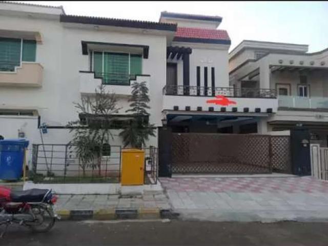 For sale house Lakeview 10 Marla bahria town phase 8. Rp Rawalpindi Bahria Town Rawalpindi ID 57668
