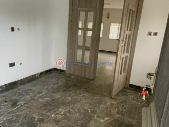 For sale: House Opposite Lagos Business School Ajah Lagos PID: 2PCJWH | Private Property Nigeria