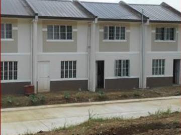 For sale: house rizal