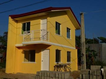 For sale: house rizal