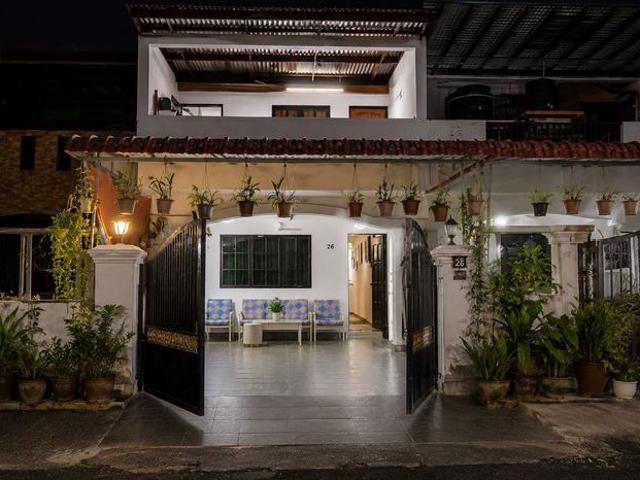 FOR SALE Jalan Teratai 25 Taman Johor Jaya