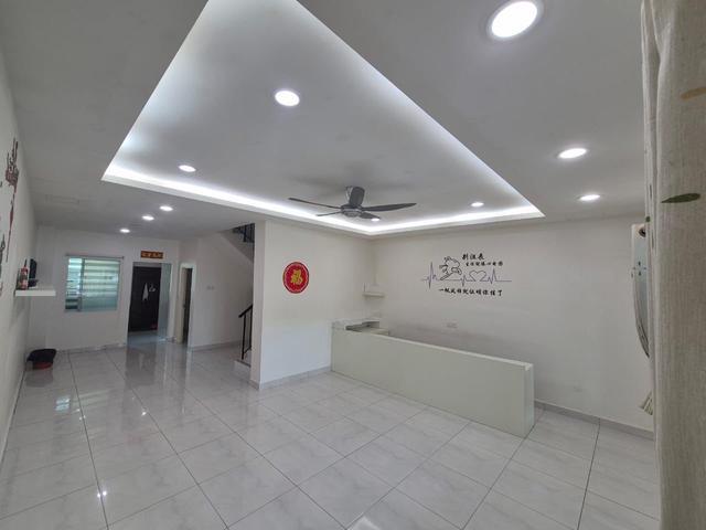 For Sale JP Perdana Mount Austin Double Storey Terrace House Endlot