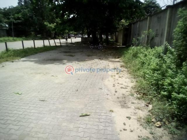 For sale: Land Point Road Apapa GRA Lagos PID: 8PBBSA | Private Property Nigeria