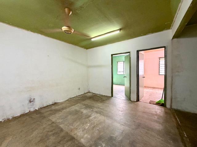 For Sale Leasehold Shop Apartment Nearby 400m LRT Pandan Cahaya