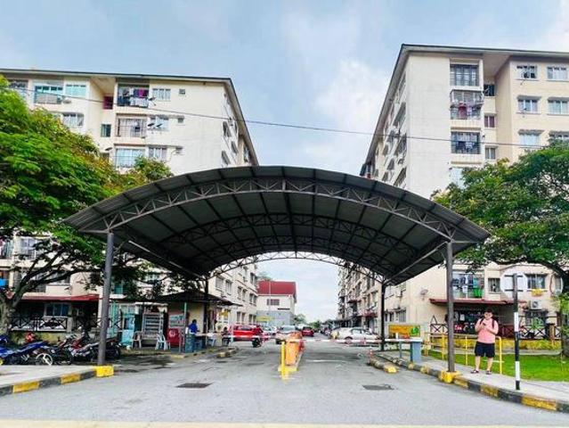 FOR SALE LEVEL 1 Pangsapuri Puchong Permata 1