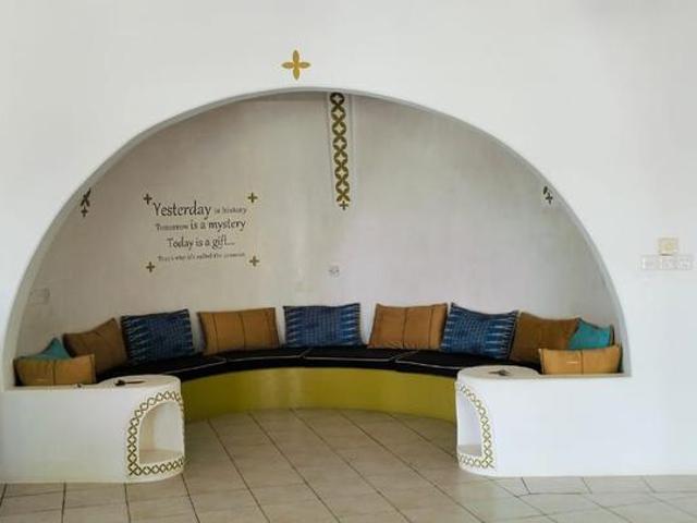 For sale – luxurious beachfront villa in watamu