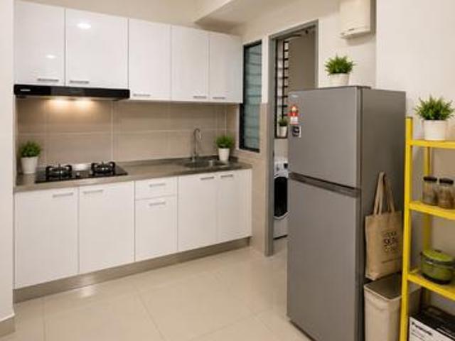 FOR SALE M Centura Sentul Freehold 2 Parkings Fully Furnished