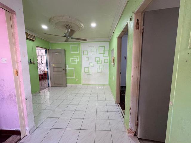 For Sale Melinsung Summer Bay Resort Apartments
