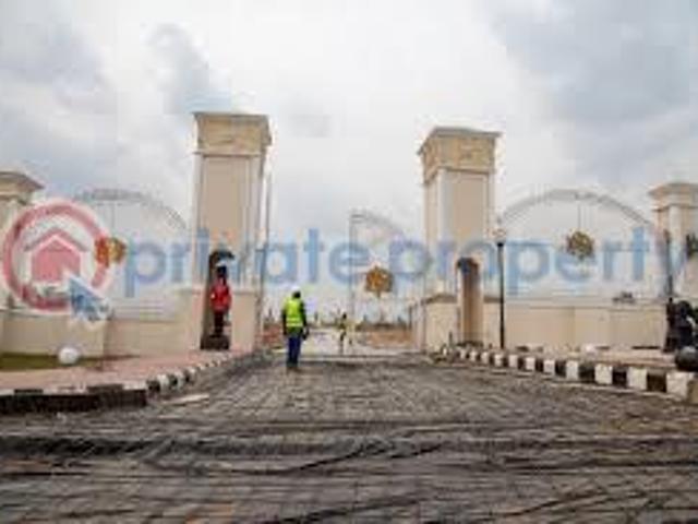 For sale: Mixed use Land Akufo Road / Idu Local Gvt Secretariat / Railway Taminus Eleyele Ibadan Oyo PID: 8PBGBJ | Private Property Nigeria