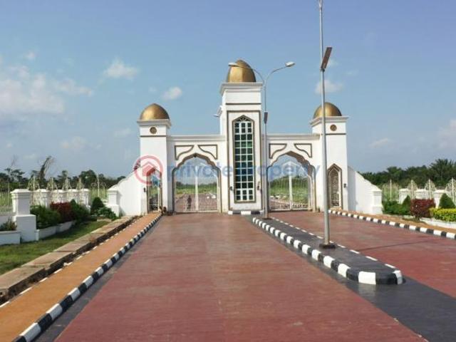 For sale: Mixed use Land By Sokoto Road / Close To Canaan Land / Living Faith Church Ota GRA, Ado Odo Ogun PID: 3PBFVA | Private Property Nigeria