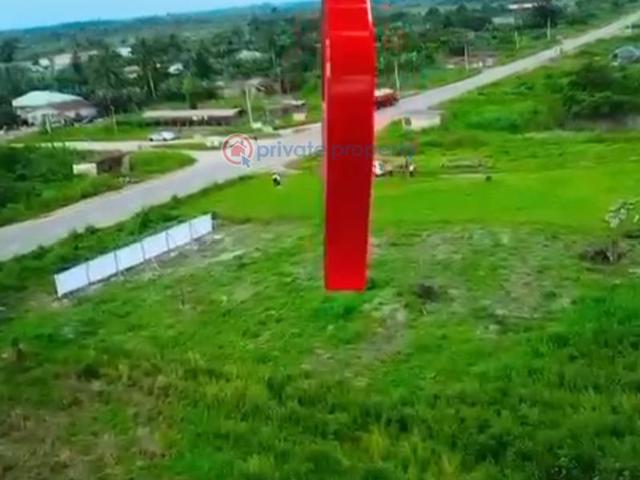 For sale: Mixed use Land Imodi Ijasi Community, Along Ikorodu/ijebu Ode, Old Lagos Road, Epe. Ijebu Ogun PID: 7PCDZC | Private Property Nigeria