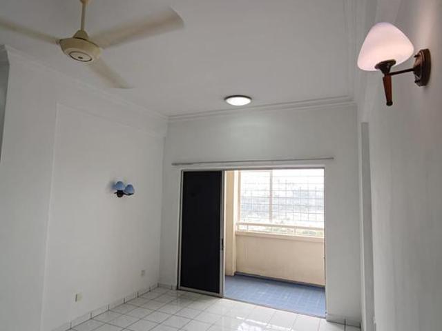 For Sale Pangsapuri Sri Angkasa Section 28 Shah Alam
