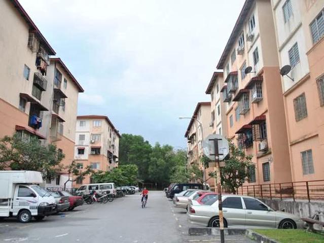 FOR SALE Pangsapuri Sri Indah Seri Kembangan