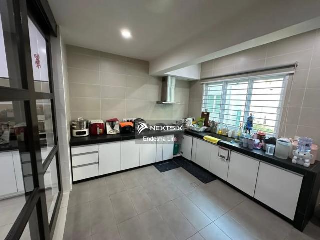FOR SALE Perindustrian Sri Plentong 1.5 Storey Semi Detached Factory