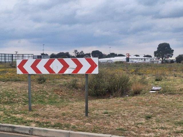 For Sale: Prime Commercial Property on N8!