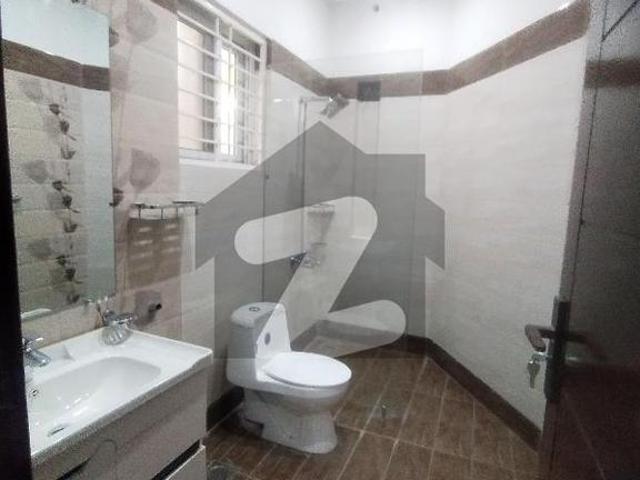 For sale prime location 01 kanal 06 bed room house with high quality of construction work in dha phase 2 islamabad dha defence phase 2