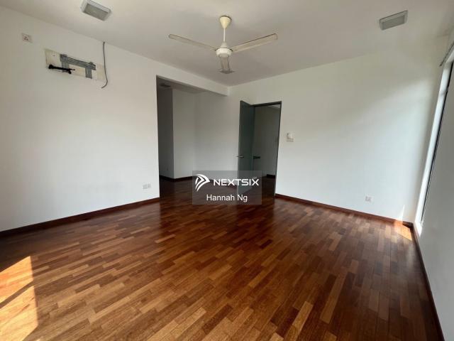 For Sale R&F PHASE 1 TYPE F A1 1 1139sqft 33th Floor 3Bedroom 2Bathroom Partial Furnished