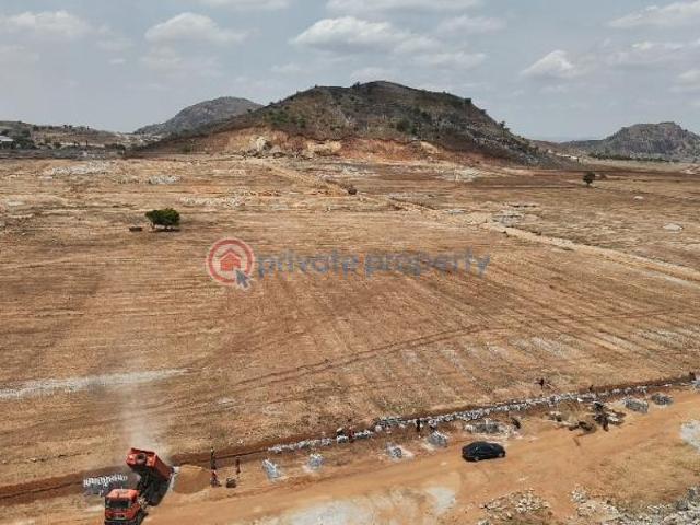 For sale: Residential Land Airport Road, Before Centenary City, abuja Lugbe Abuja Phase 4 PID: 5PCRVD | Private Property Nigeria